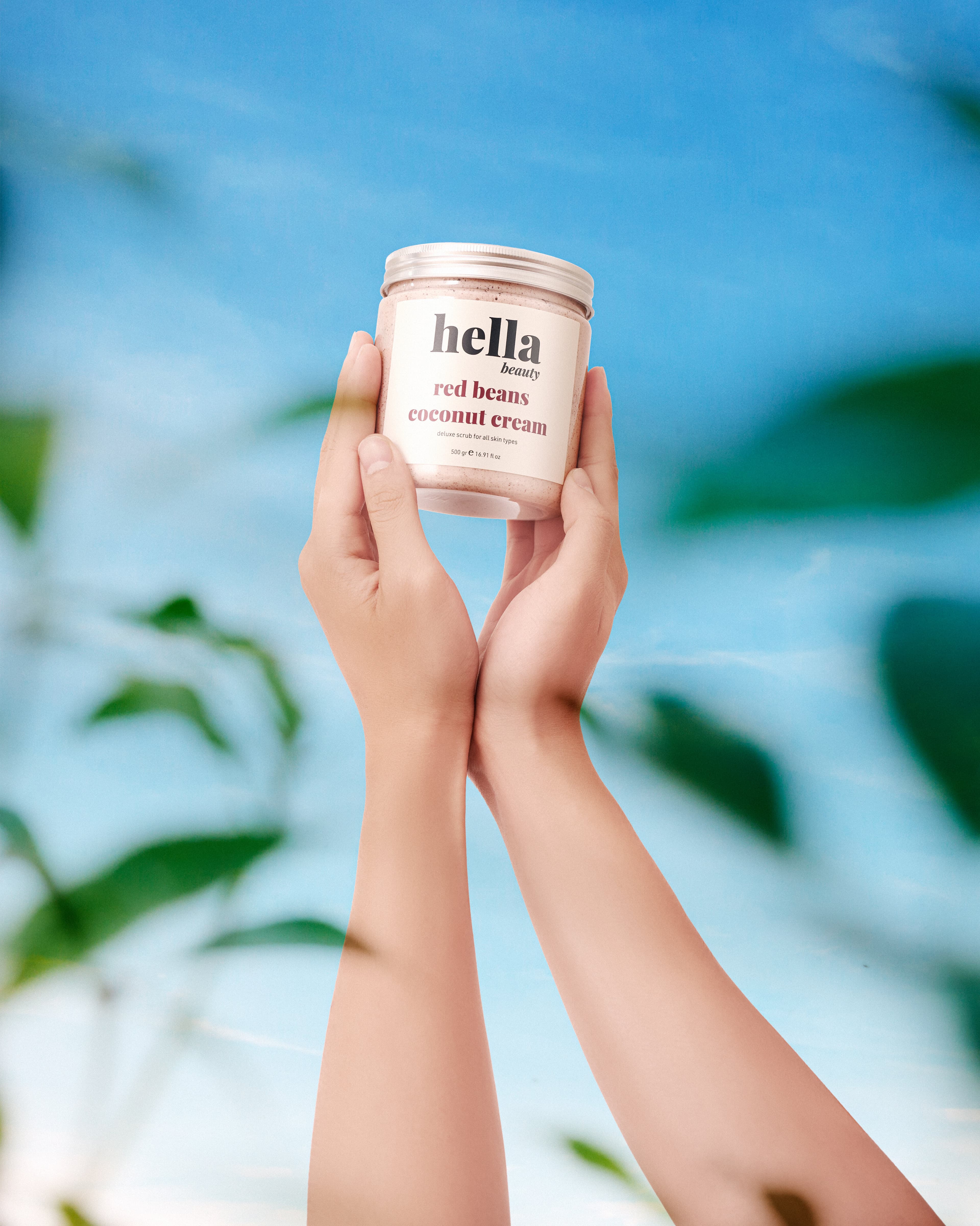 Tẩy Tế Bào Chết Body Đậu Đỏ Kem Dừa Hella Beauty 500g